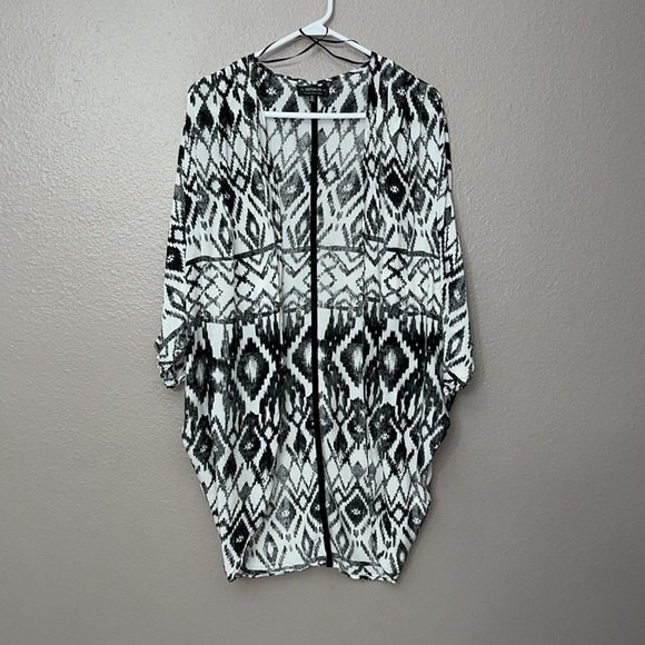 Cotton On Black White Oversized Kimono Top Small Beach Pool coverup - Picture 1 of 13